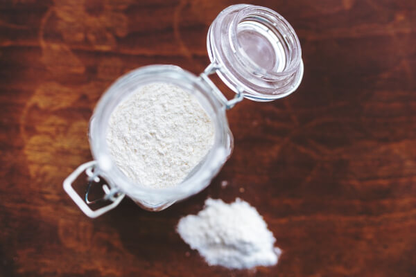 Purpose of flour in baking